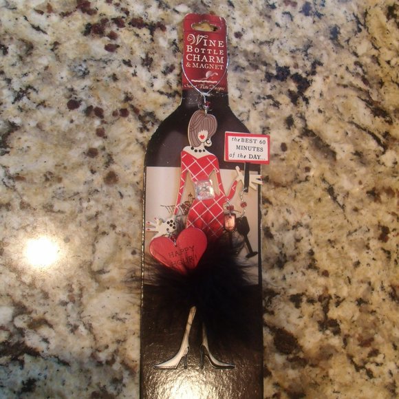 Happy Hour Bottle Charm Magnet NWOT - Picture 1 of 8